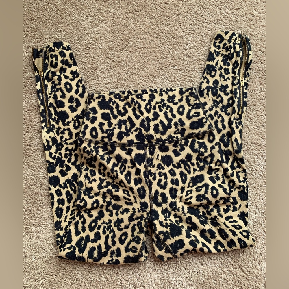LNA Leopard Zipper Leggings Leopard Animal Gold Zippers on bottom leg is XS